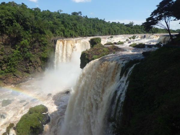 Saltos del Monday: Paraguays unbekanntes Paradies der Wasserfälle