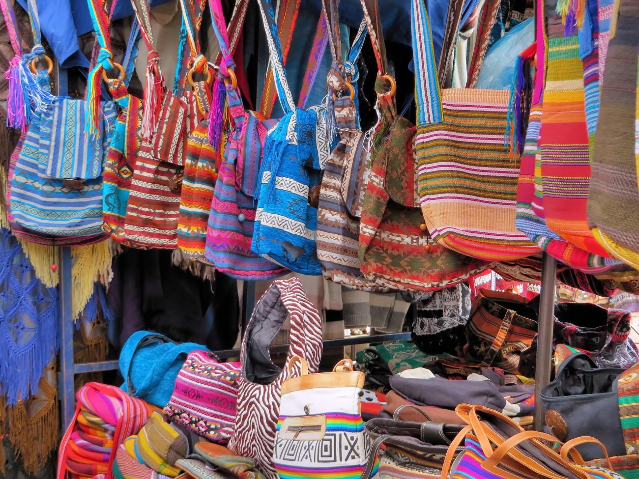 Der Markt von Otavalo: Ecuadors größter Kunsthandwerksmarkt