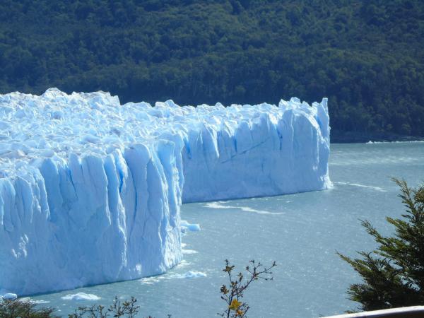 Perito-Moreno-Gletscher: Ein atemberaubendes Naturwunder in Patagonien